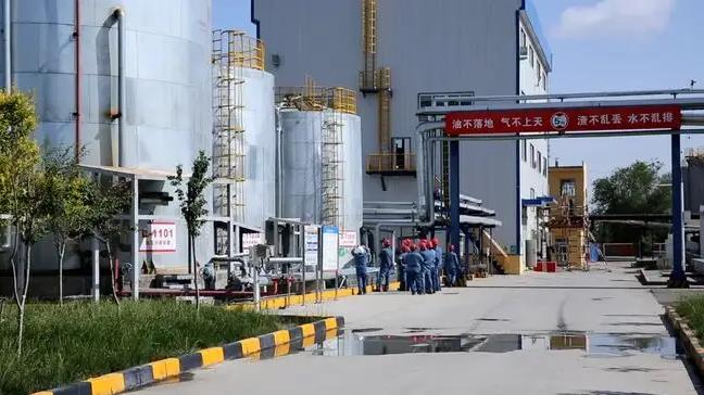 采油二厂降碳减排项目获突破 “空气发热”节约费用近百万